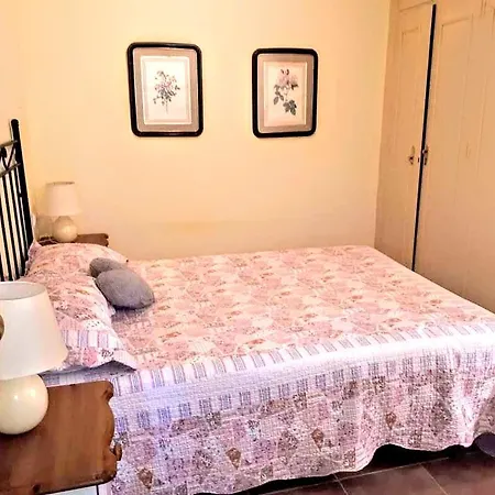 Apartamento Saturno - | 2330 *